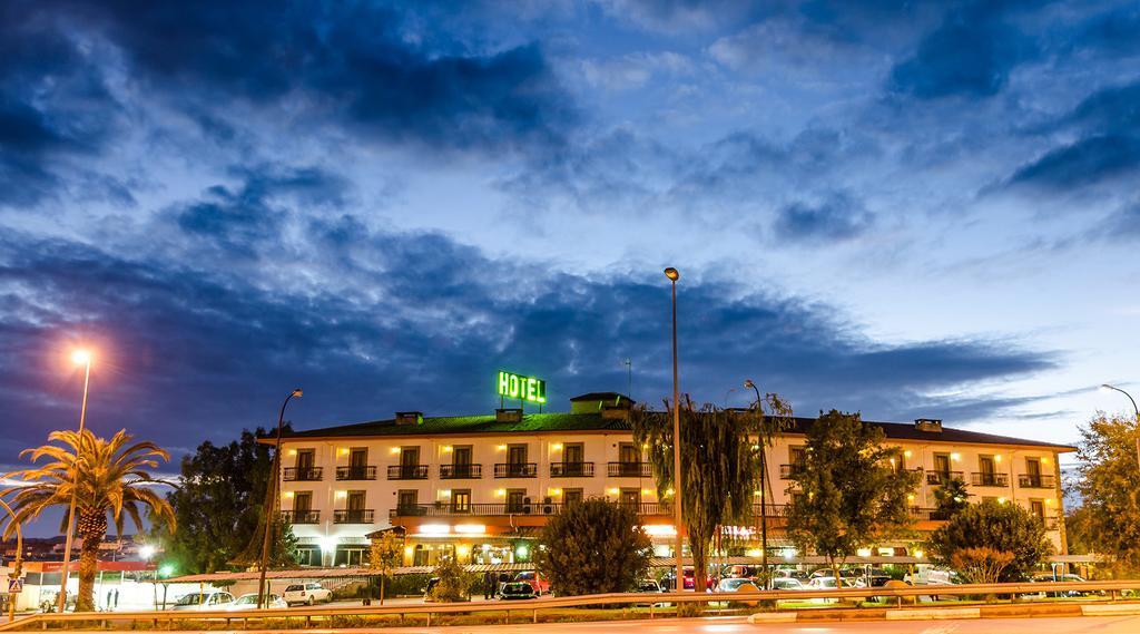 Hotel Zodiaco Bailen Bagian luar foto