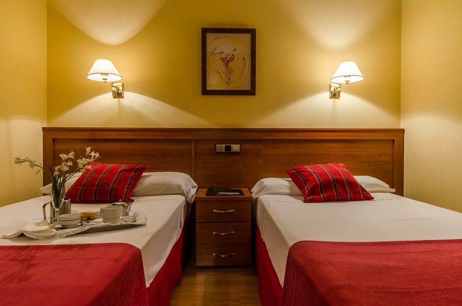 Hotel Zodiaco Bailen Bagian luar foto