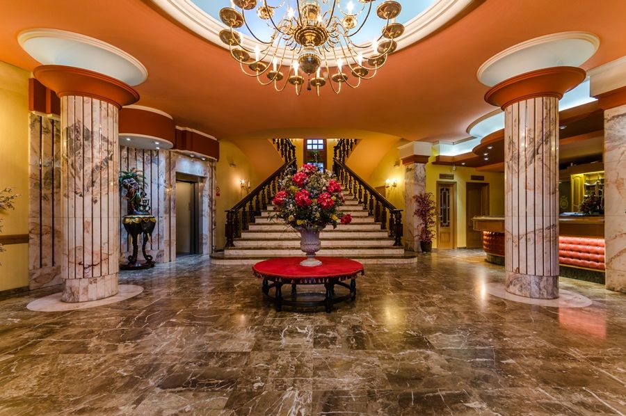 Hotel Zodiaco Bailen Bagian luar foto